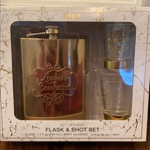 Flask and Shot Set